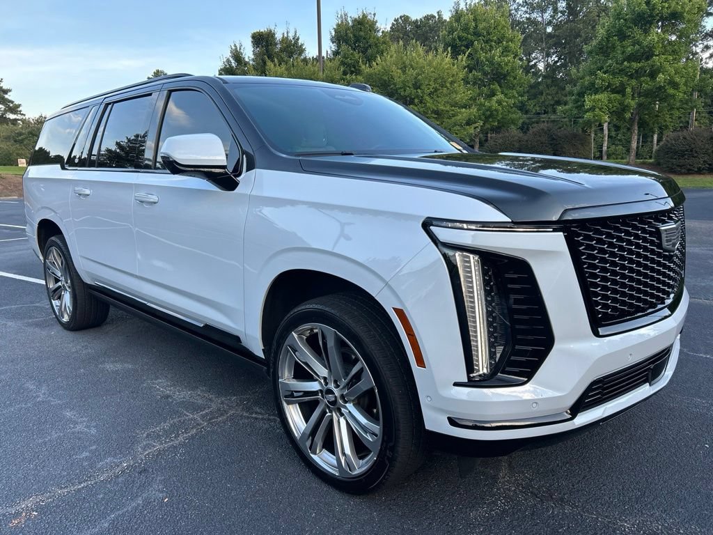 Used 2026 Cadillac Escalade ESV Platinum Sport AWD/4WD image 25