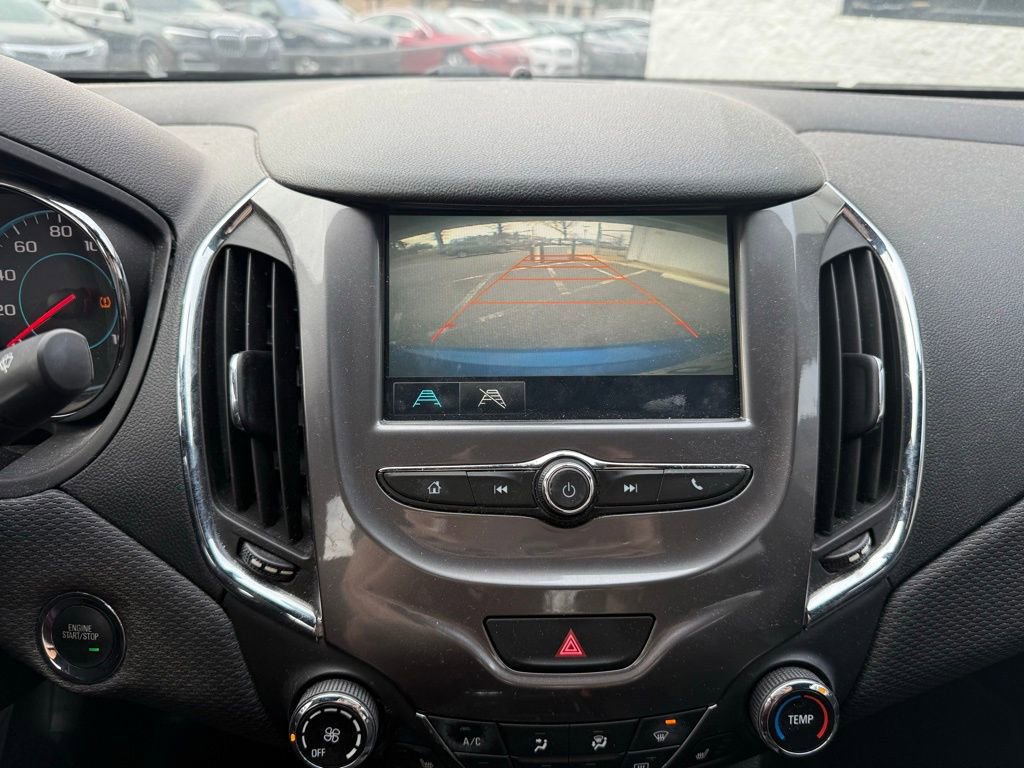 Used 2016 Chevrolet Cruze LT w/ Convenience Package image 8