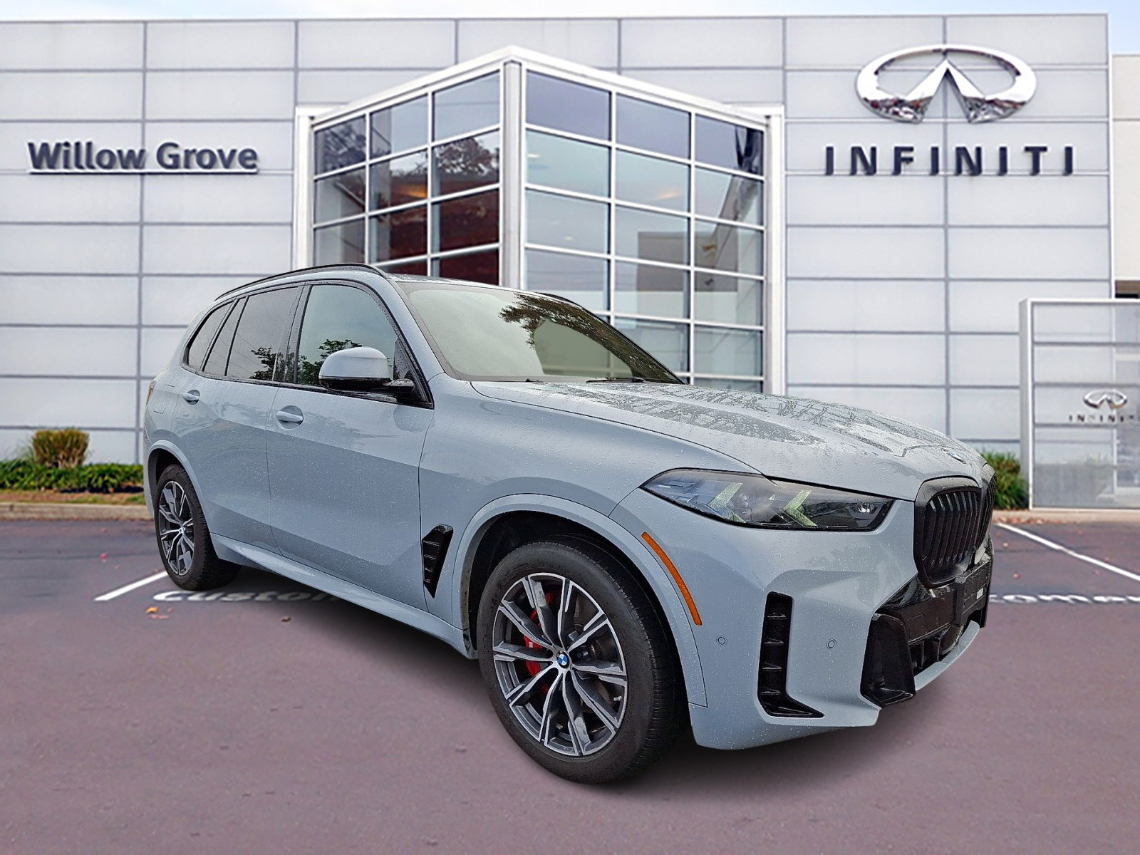 Used 2024 BMW X5 xDrive40i w/ M Sport Package