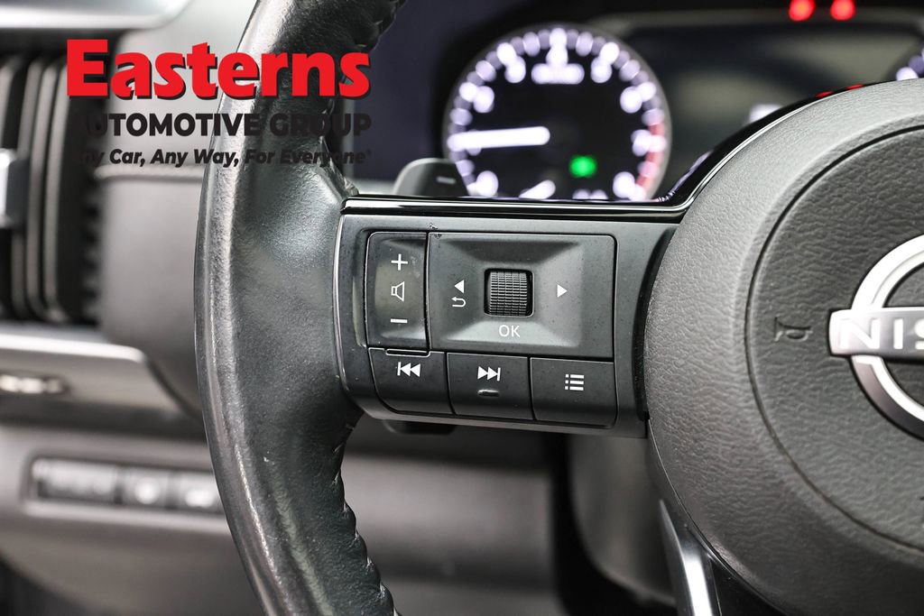 Used 2023 Nissan Pathfinder SL w/ SL Premium Package AWD/4WD image 15