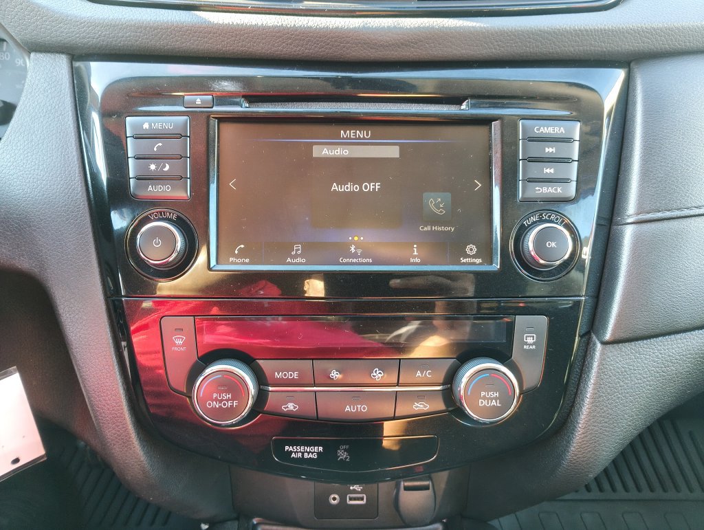 Used 2020 Nissan Rogue S AWD/4WD image 3