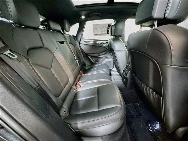 Certified 2026 Porsche Macan Turbo AWD/4WD image 23