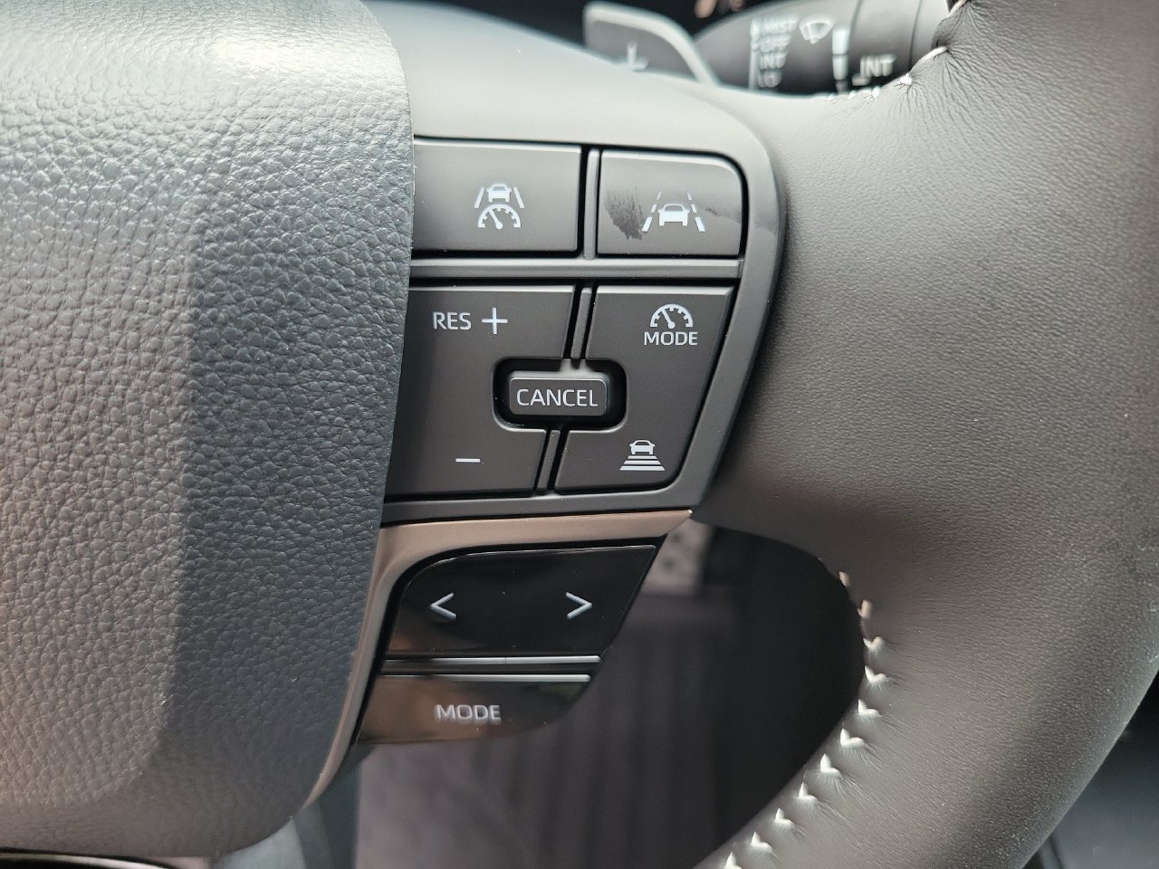 Used 2026 Toyota Camry SE w/ Convenience Package FWD image 21