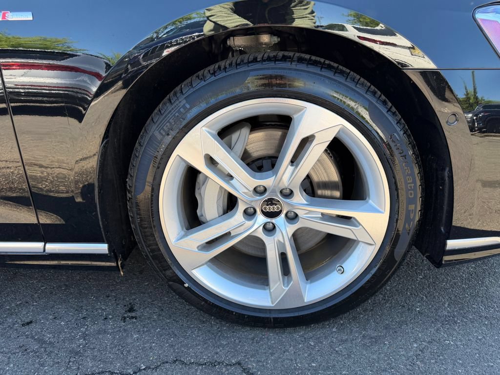 New 2026 Audi A8 L 3.0T AWD/4WD image 11
