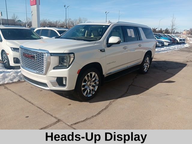 Used 2021 GMC Yukon XL Denali w/ LPO, Illumination Package image 9