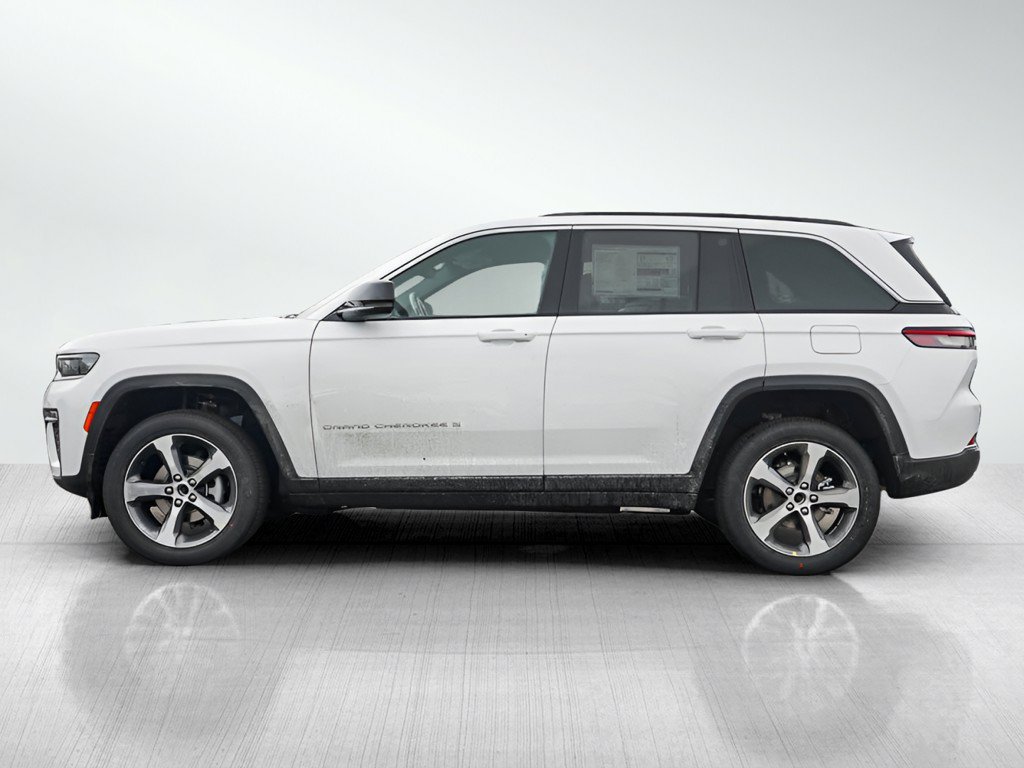 New 2026 Jeep Grand Cherokee Limited AWD/4WD image 4