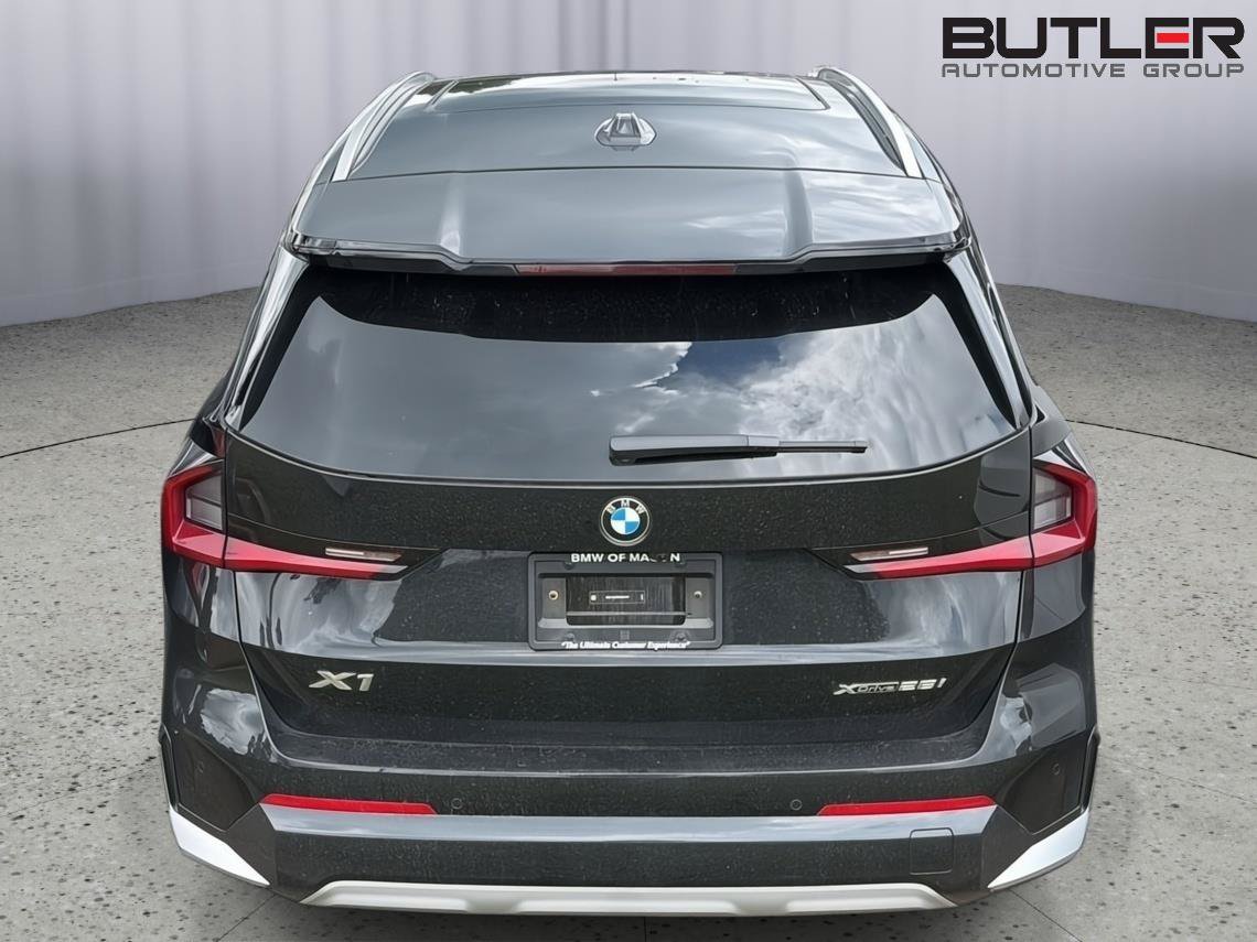 Used 2026 BMW X1 xDrive28i w/ Technology Package AWD/4WD image 9