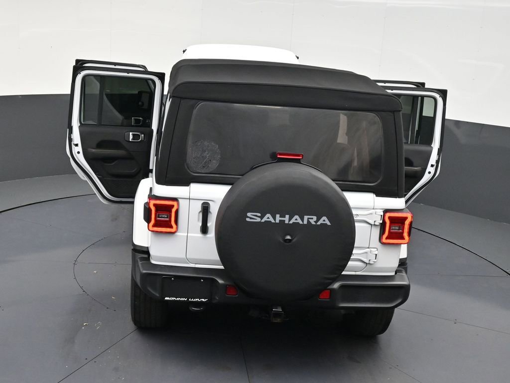 Used 2024 Jeep Wrangler Sahara image 32