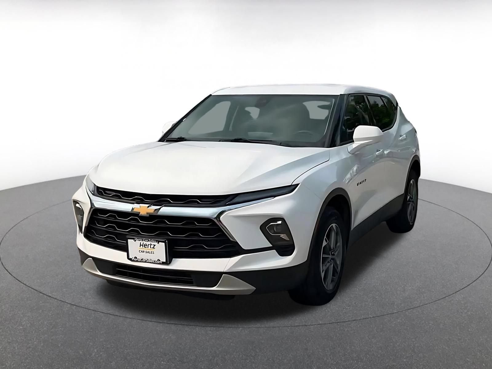 Used 2025 Chevrolet Blazer LT FWD image 6
