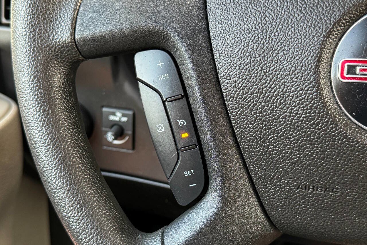 Used 2022 GMC Savana 2500 w/ Driver Convenience Package RWD image 26