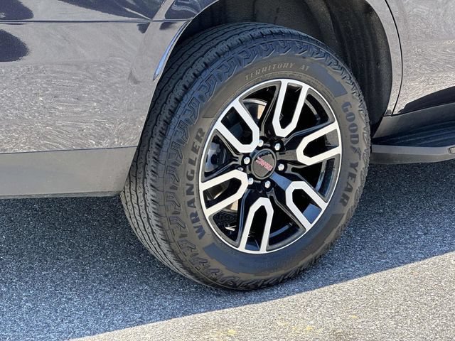 Certified 2023 GMC Yukon AT4 AWD/4WD image 30