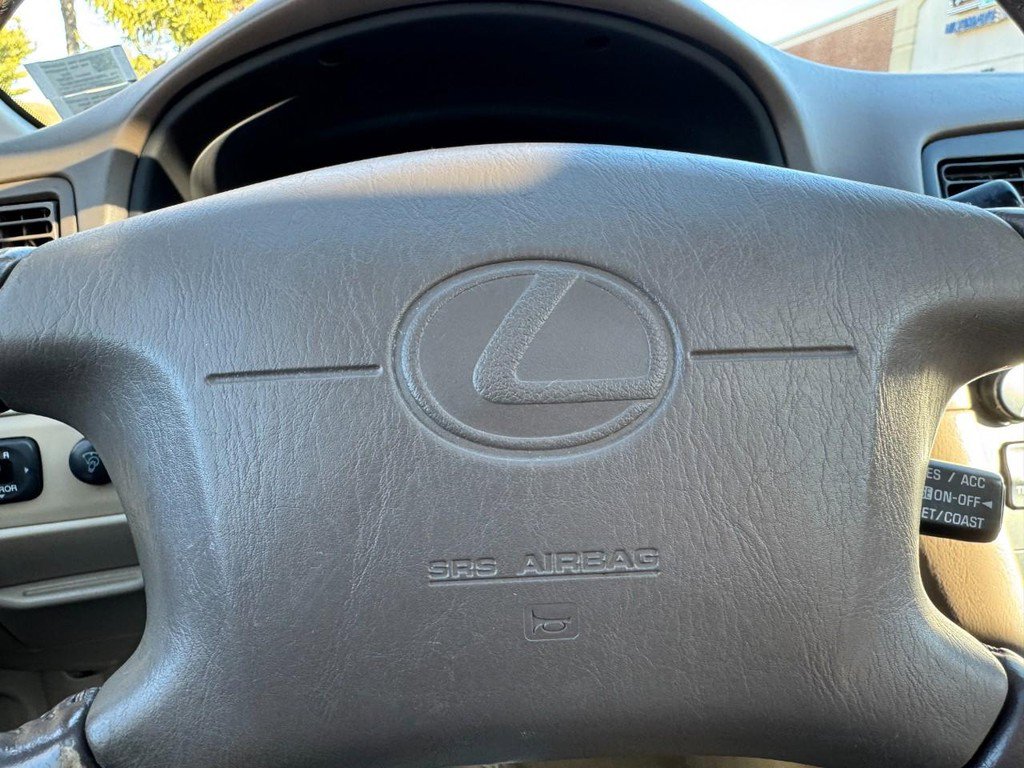 Used 1998 Lexus ES 330 image 16