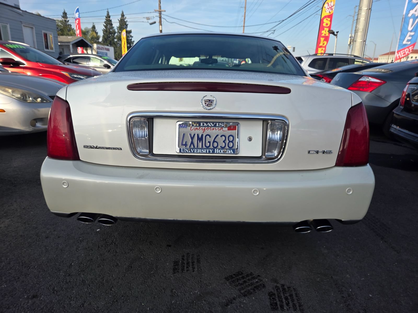 Used 2002 Cadillac De Ville DHS w/ Safety/Security Pkg FWD image 3