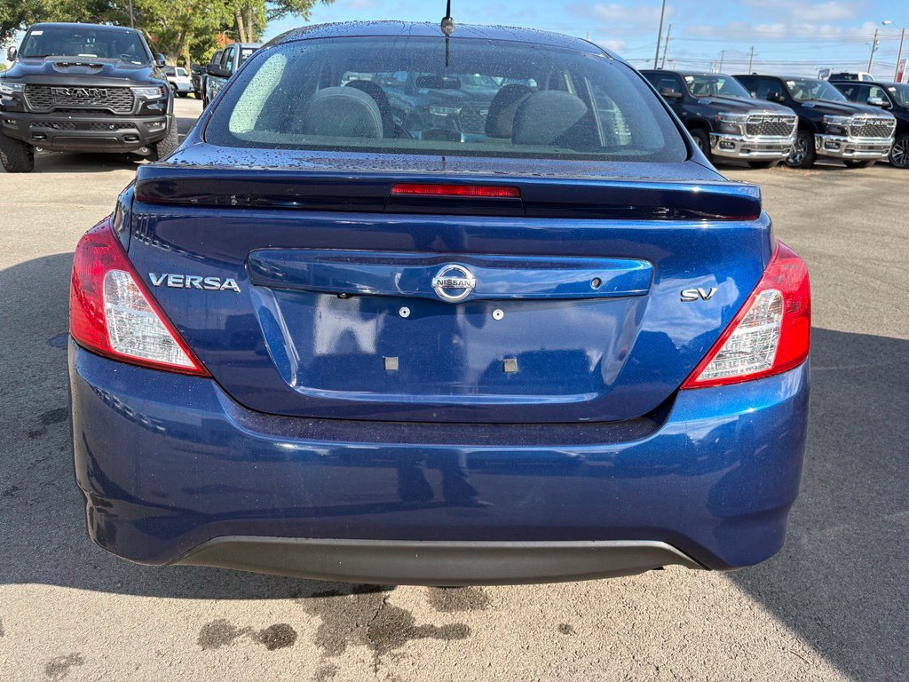 Used 2019 Nissan Versa SV FWD image 6