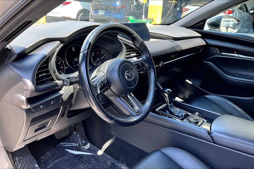 Used 2024 MAZDA MAZDA3 s FWD image 9