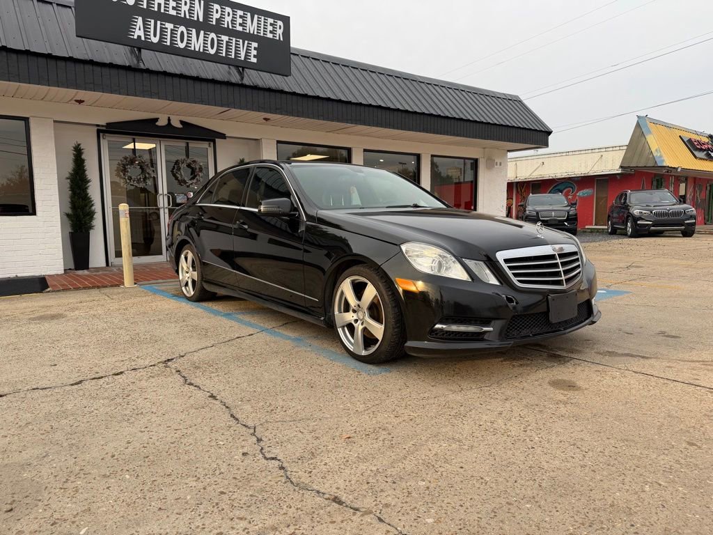 Used 2012 Mercedes-Benz E 350 Sedan image 3