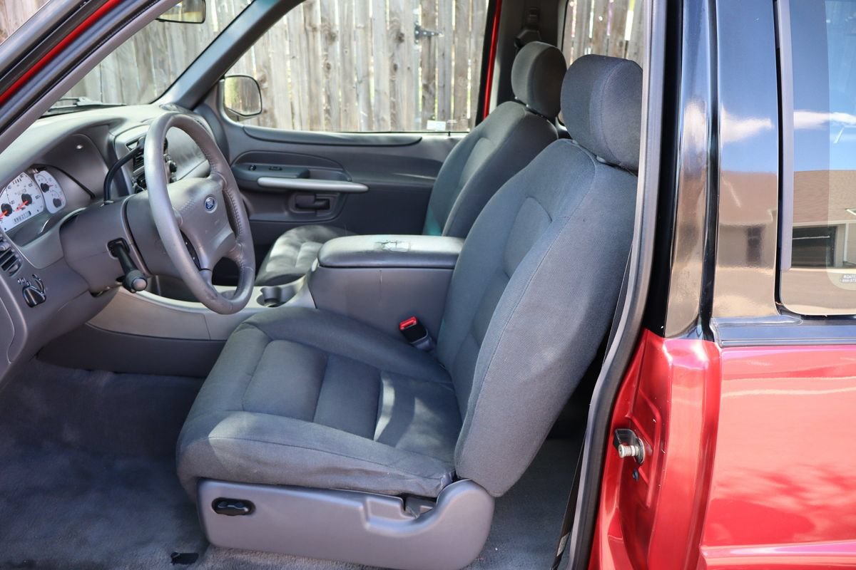 Used 2001 Ford Explorer Sport AWD/4WD image 19