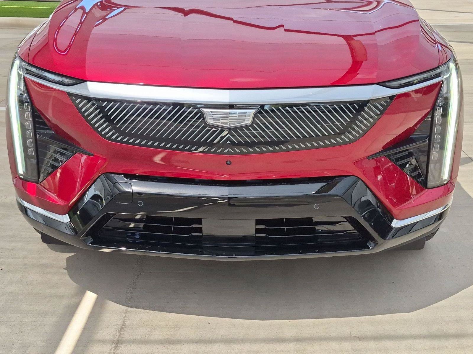 New 2027 Cadillac Optiq Luxury RWD image 6