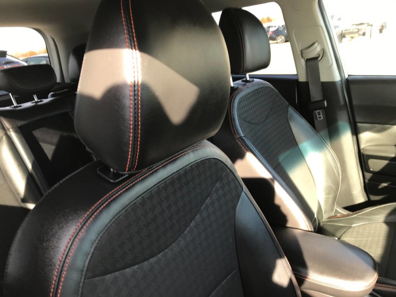 Used 2019 Kia Soul ! image 12