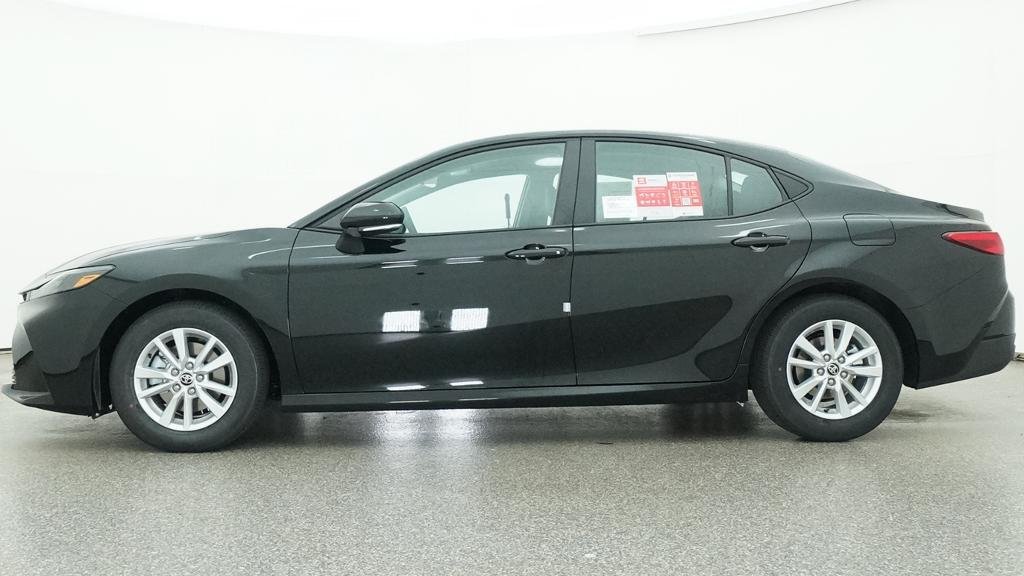 New 2026 Toyota Camry LE FWD image 2