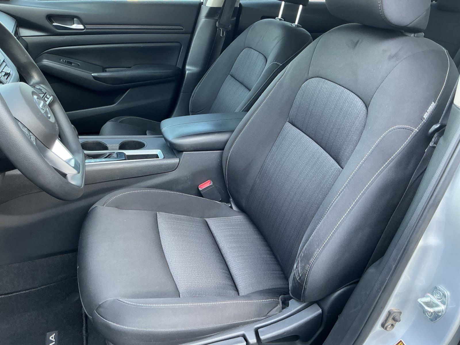 Used 2022 Nissan Altima 2.5 S FWD image 9
