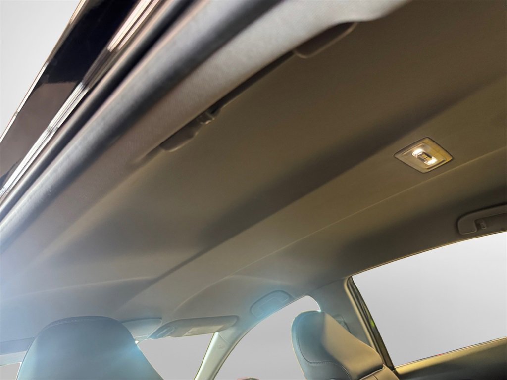 Used 2023 Toyota Camry XSE image 23