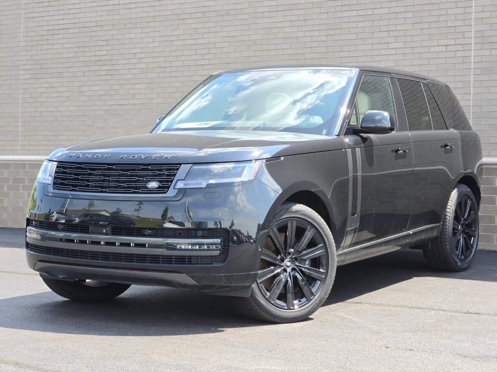 New 2025 Land Rover Range Rover SE