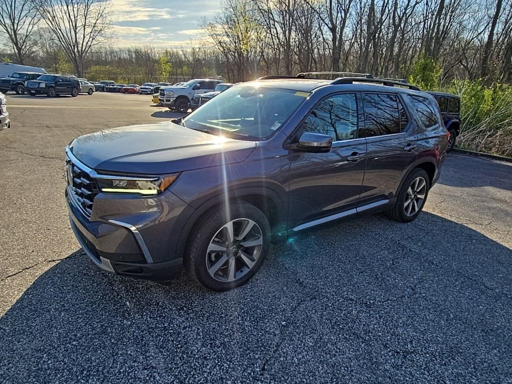 Used 2024 Honda Pilot Elite image 2