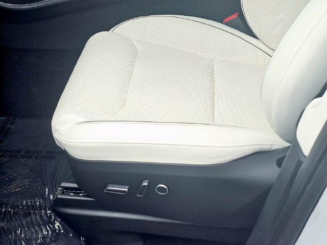 Used 2022 Tesla Model X Plaid AWD/4WD image 18