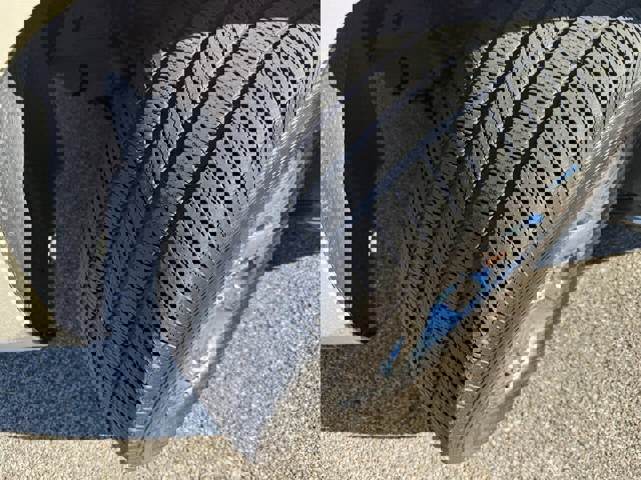 Used 2012 GMC Yukon Denali image 24