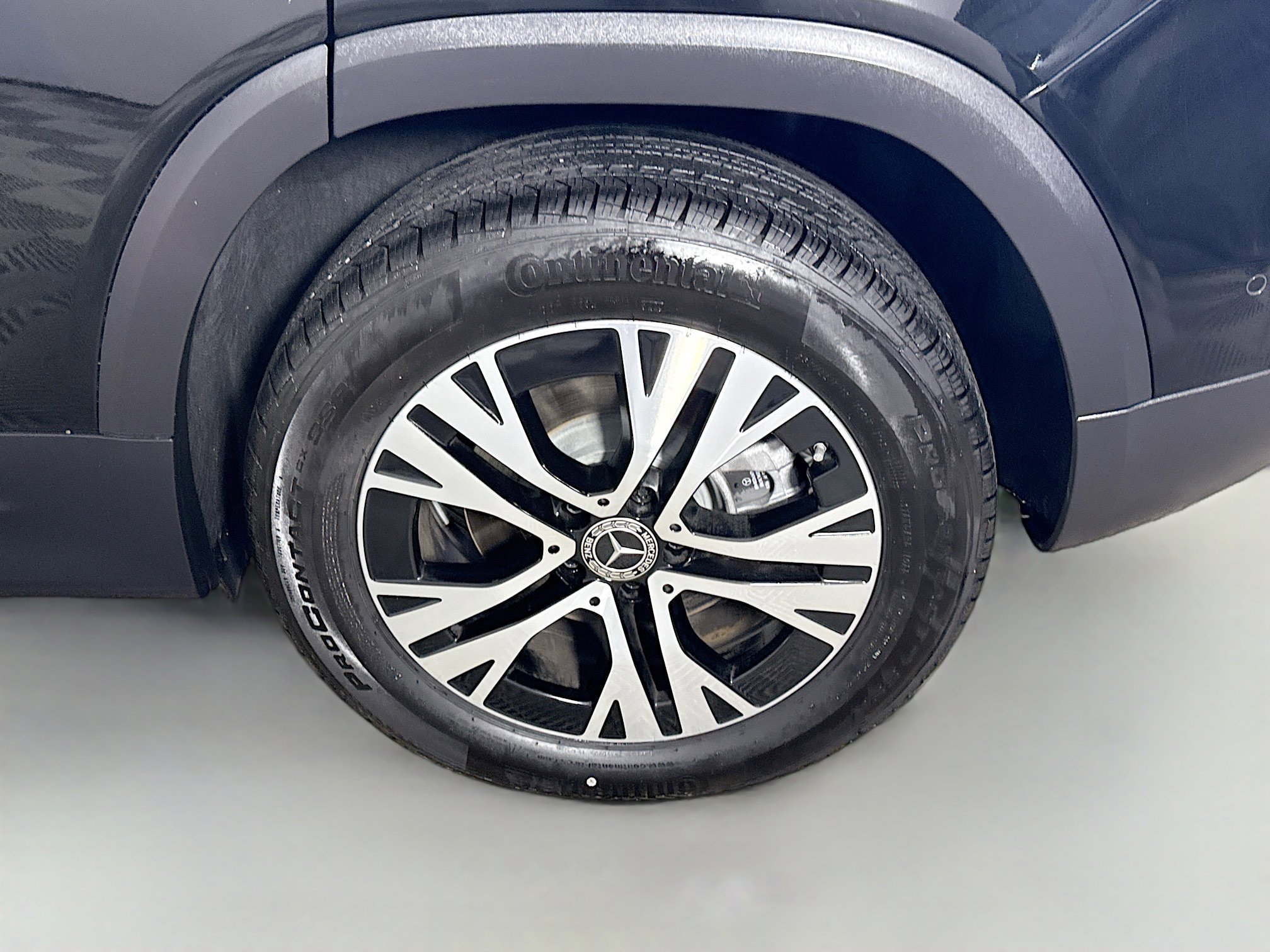 Used 2024 Mercedes-Benz GLB 250 image 37