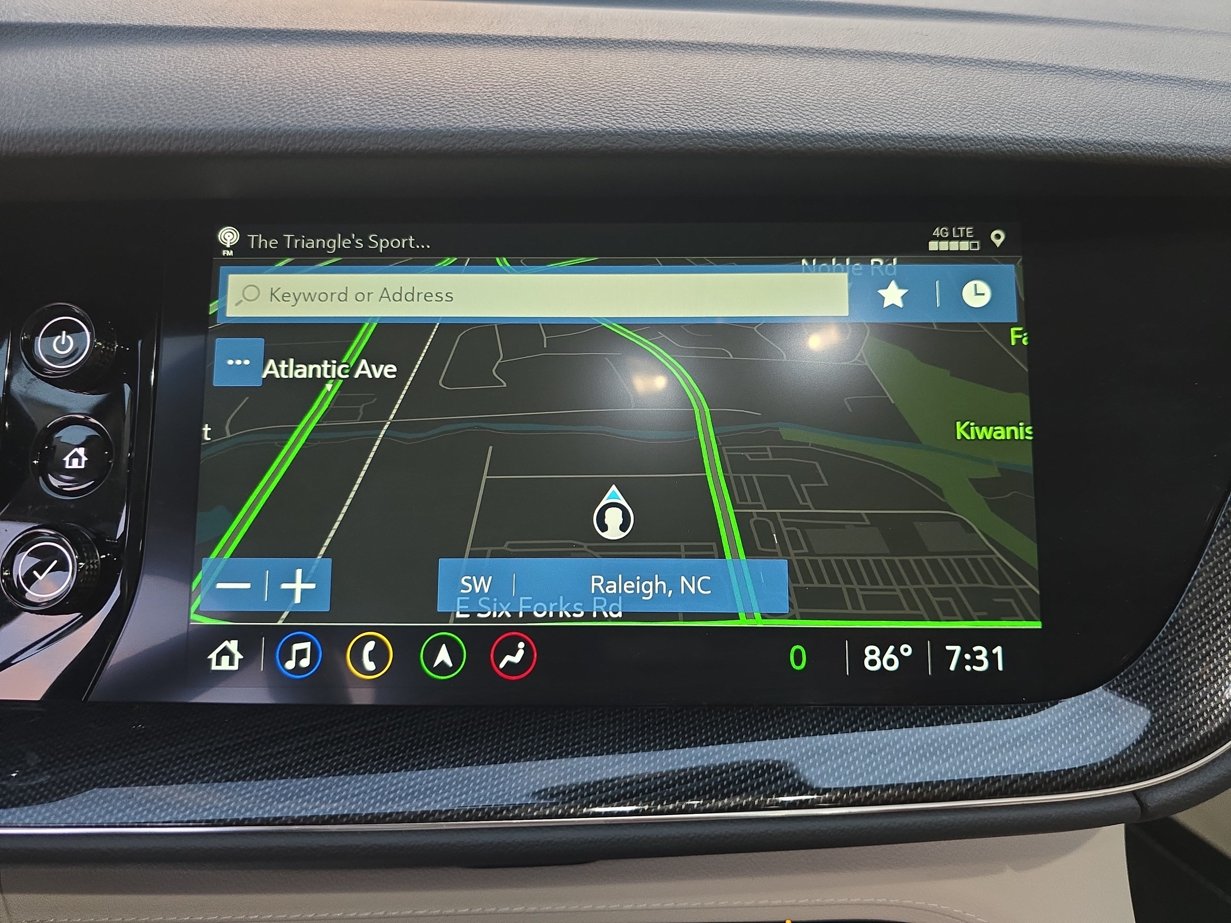 Used 2023 Buick Envision Essence w/ Technology Package I AWD/4WD image 22