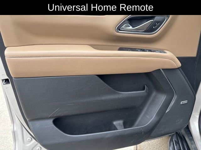 Used 2024 Chevrolet Suburban Premier image 13