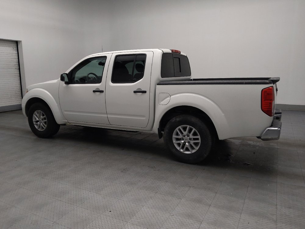Used 2019 Nissan Frontier SV image 5