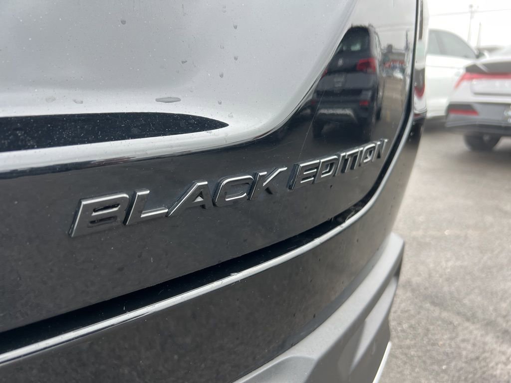 Certified 2025 Honda Pilot Black Edition image 33