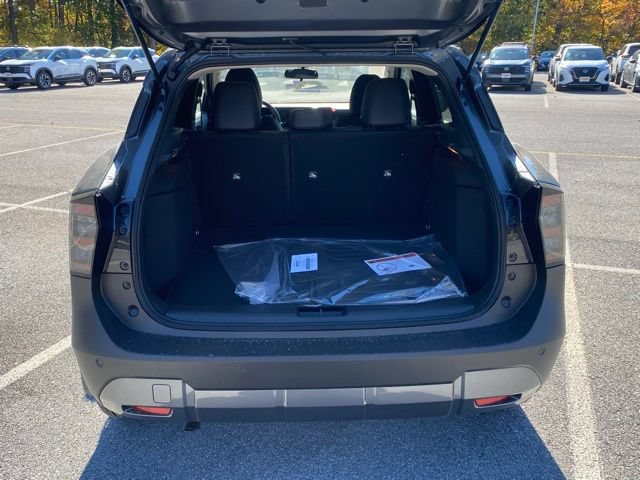 New 2026 Nissan Kicks SR AWD/4WD image 7