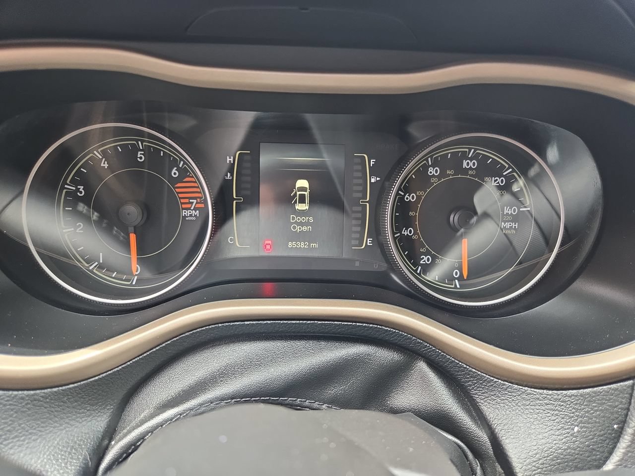 Used 2017 Jeep Cherokee Latitude FWD image 8