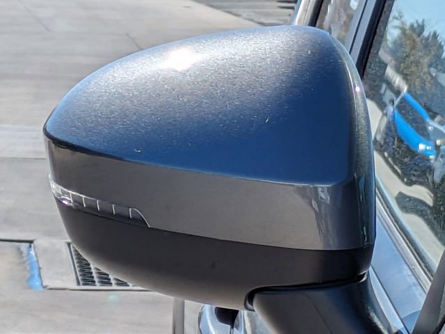 Used 2023 Nissan Rogue SV image 13