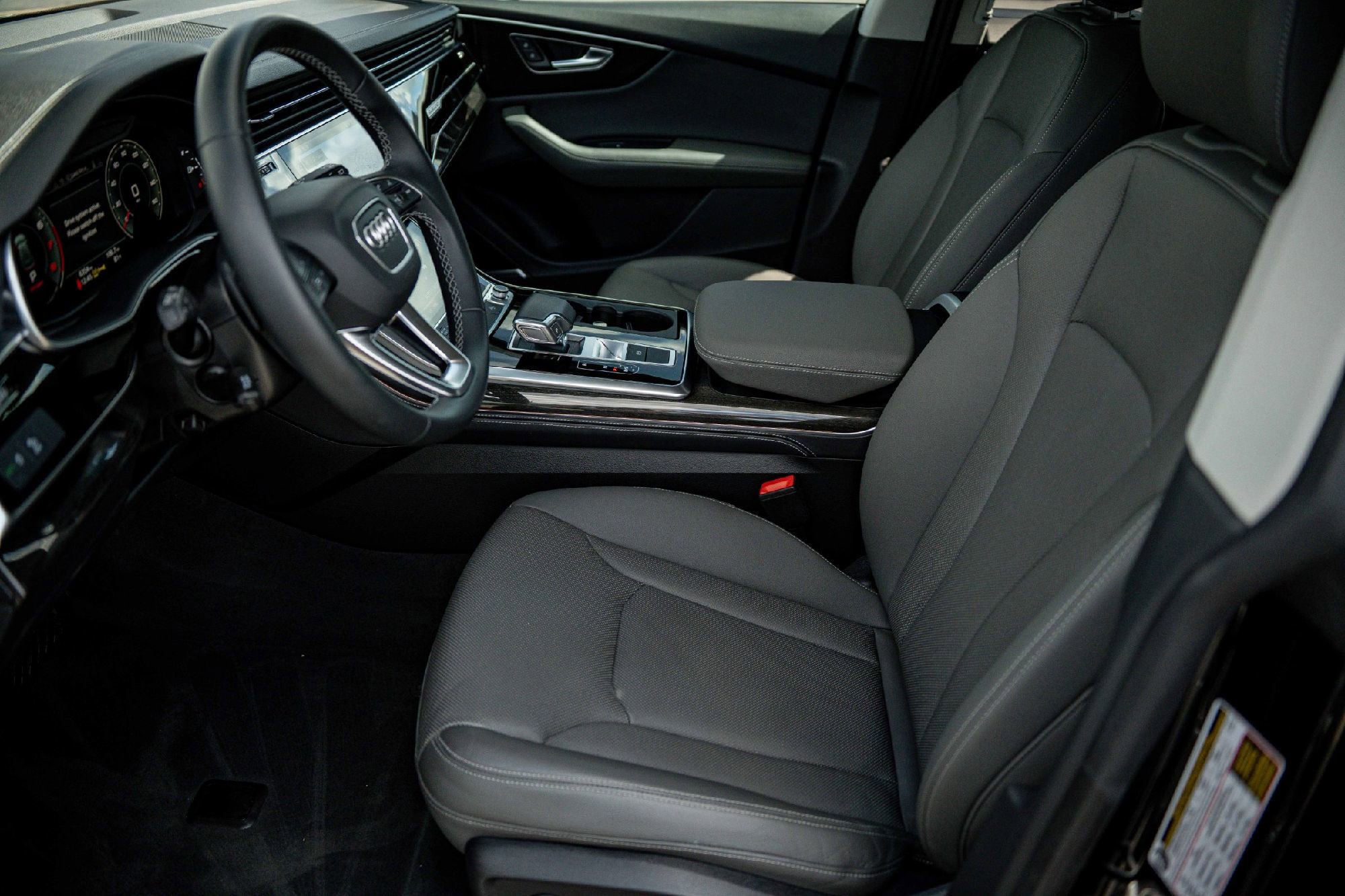 Certified 2024 Audi Q8 Premium Plus w/ Premium Plus Package image 10