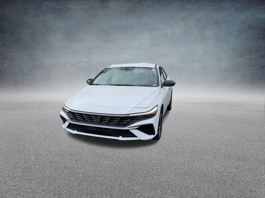 Used 2025 Hyundai Elantra SEL image 7