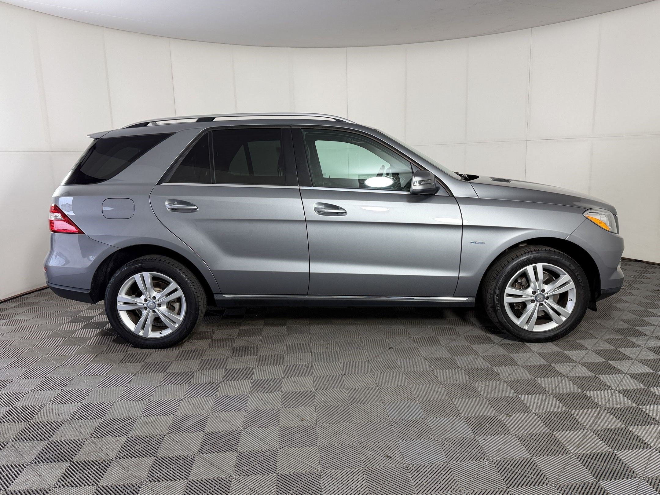 Used 2012 Mercedes-Benz ML 350 4MATIC image 8