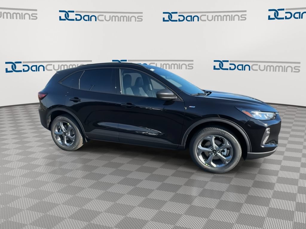 New 2026 Ford Escape ST-Line w/ Tech Pack #1 AWD/4WD image 9
