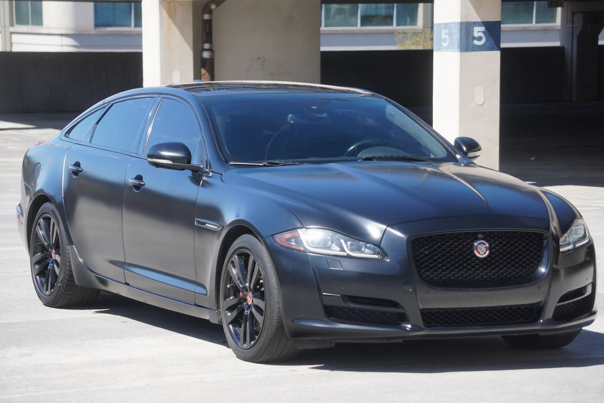 Used 2016 Jaguar XJ L Portfolio AWD/4WD image 35