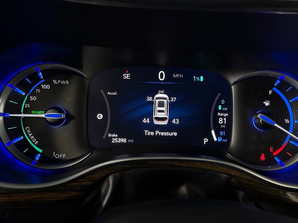 Used 2022 Chrysler Pacifica Limited image 30