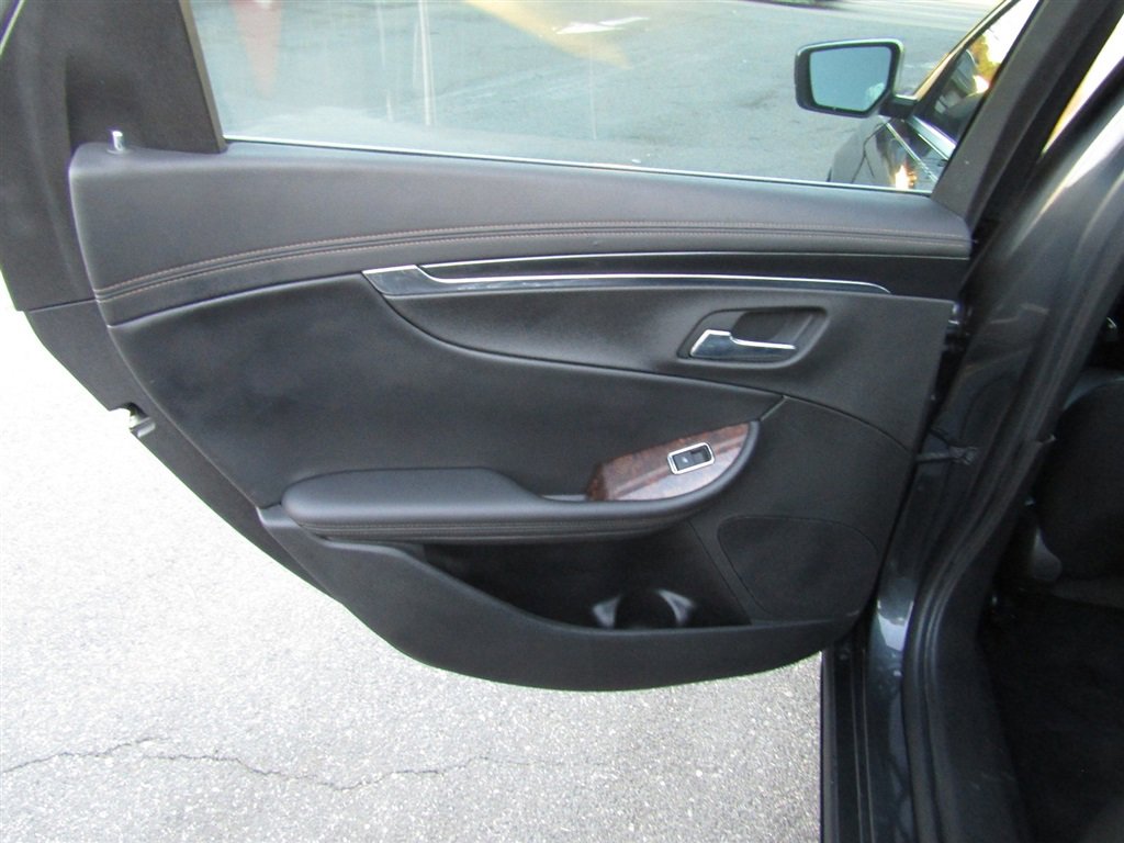 Used 2014 Chevrolet Impala LT image 20