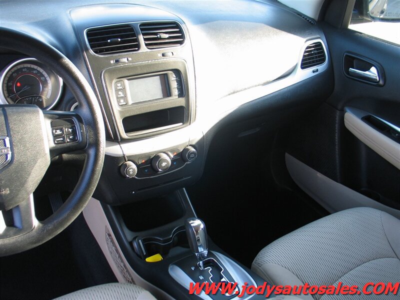 Used 2016 Dodge Journey SE AWD/4WD image 7