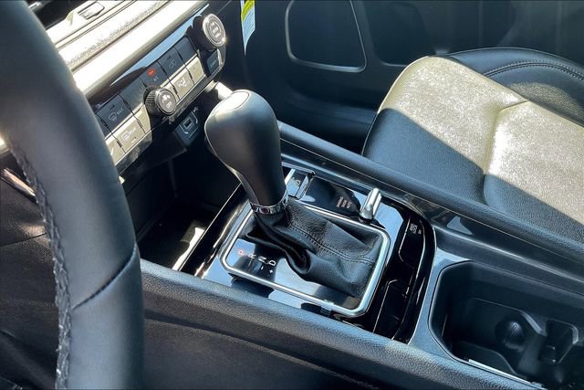 New 2024 Jeep Compass Latitude image 9