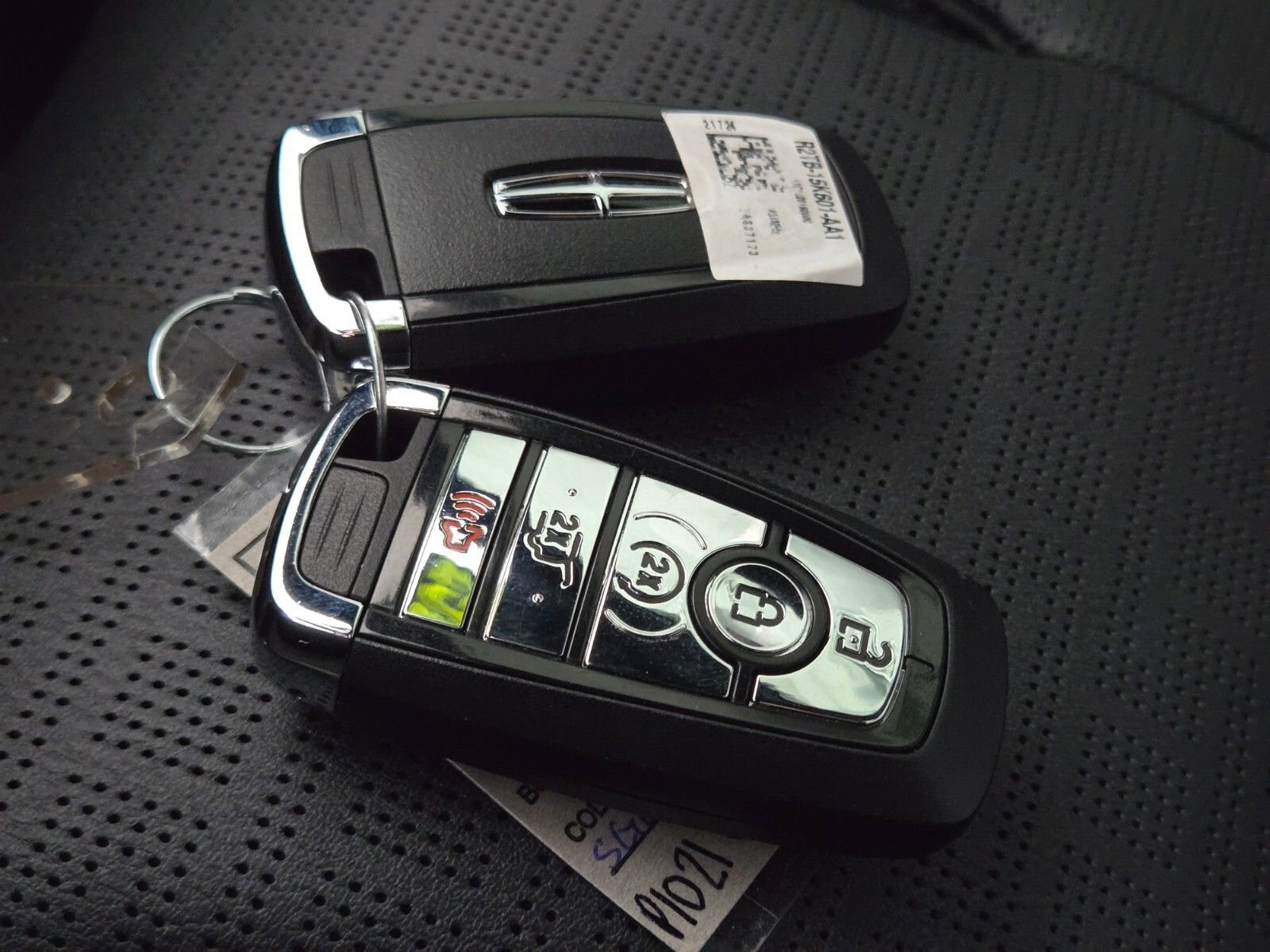 Certified 2025 Lincoln Aviator Black Label image 25