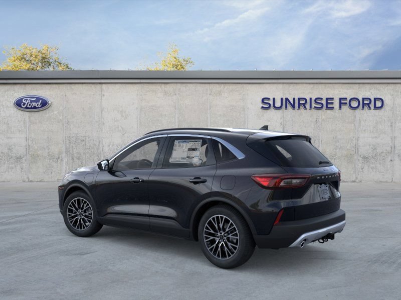 New 2025 Ford Escape SE w/ Class II Trailer Tow Package FWD image 4