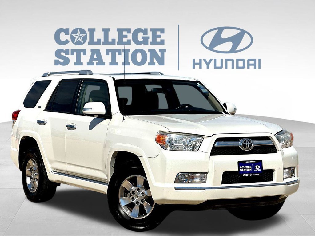 Used 2011 Toyota 4Runner SR5 RWD image 3